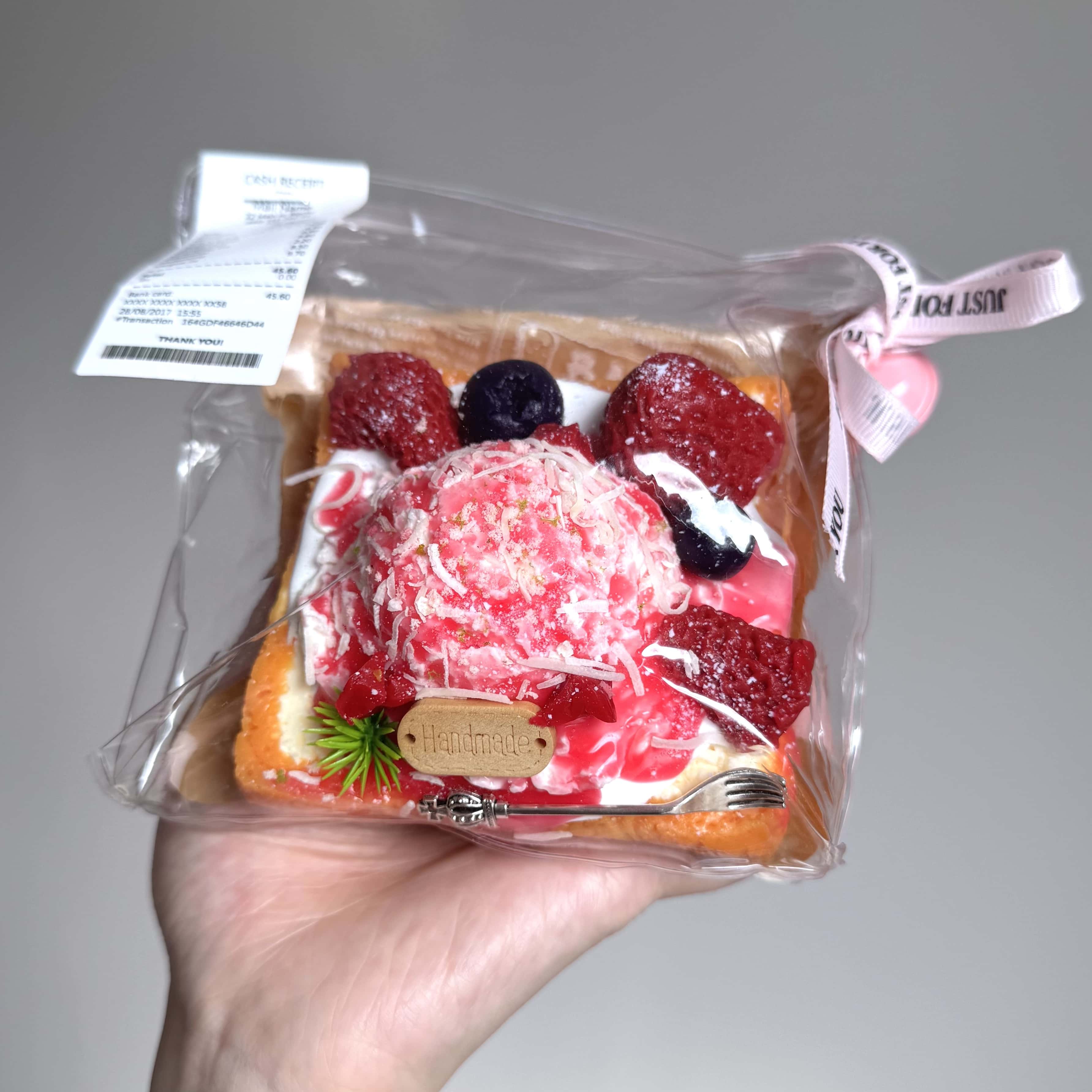 Strawberry Toast Taba Squishy-LIVE
