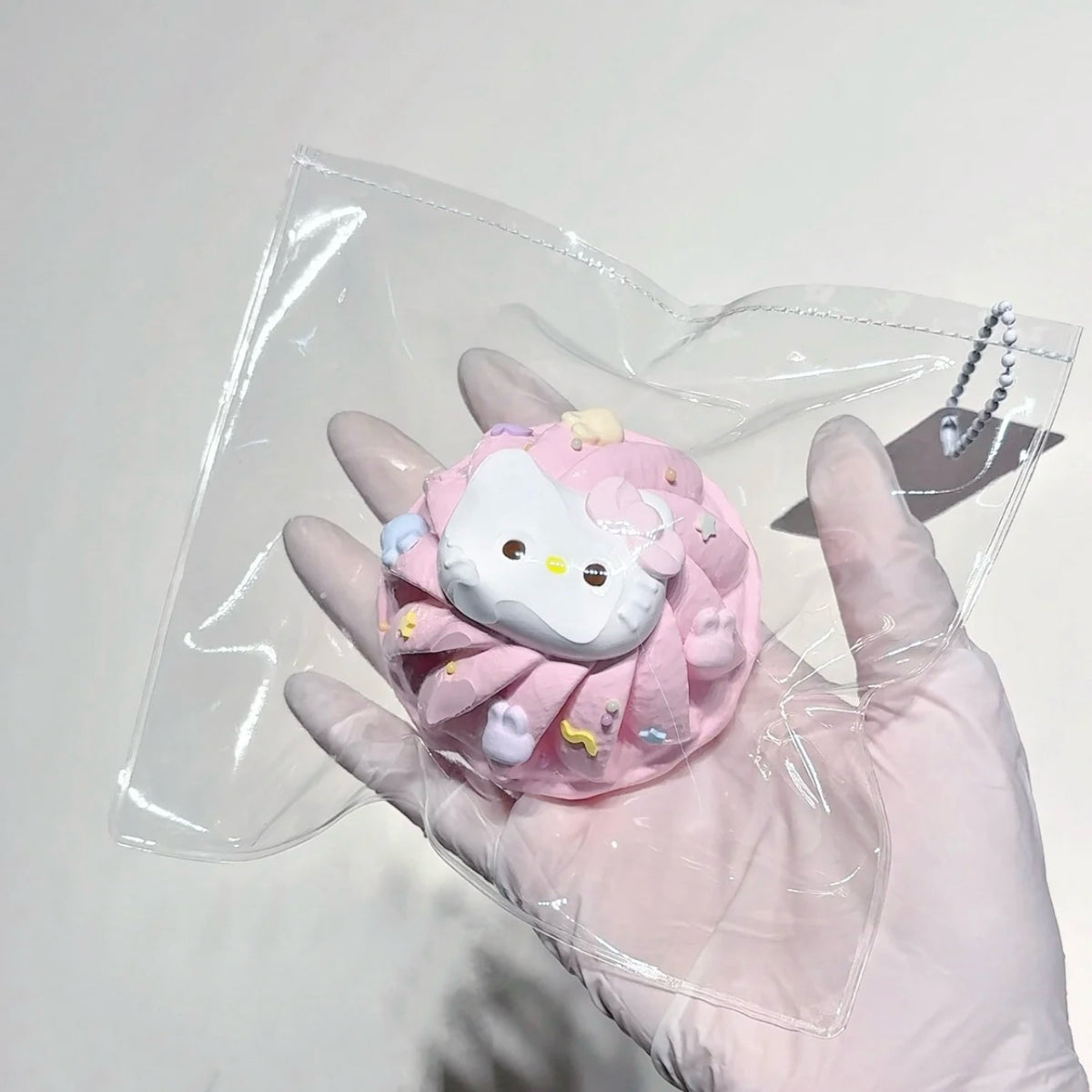 HK Kouglof Squishy-LIVE