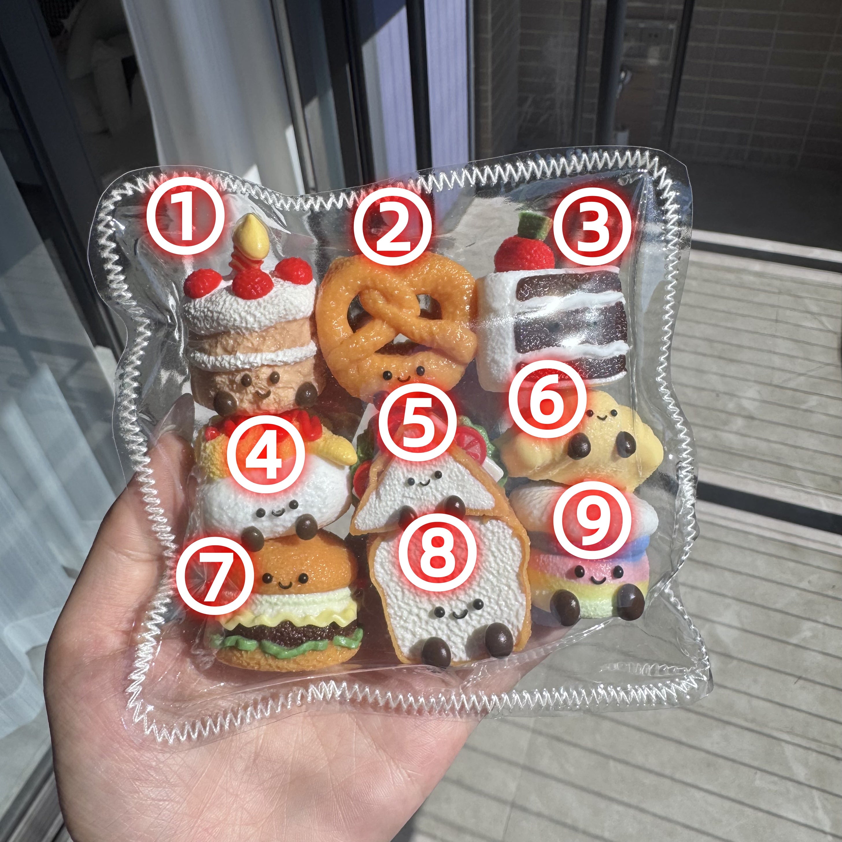 Mini JC Cake Squishy-LIVE