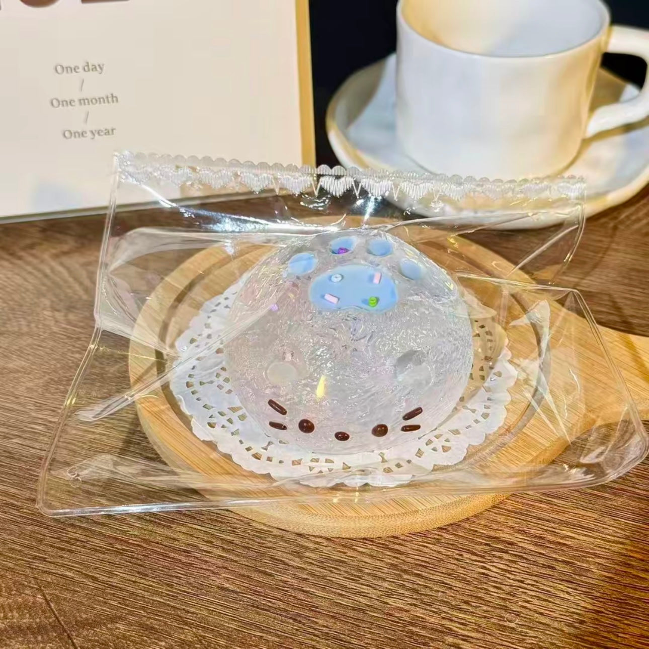 Clear Cat Paw Glitter-LIVE