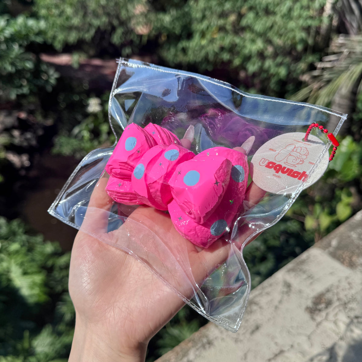 【Usquish】Hot Pink Bow Soft Cheese Texture Slow Rising Squishy