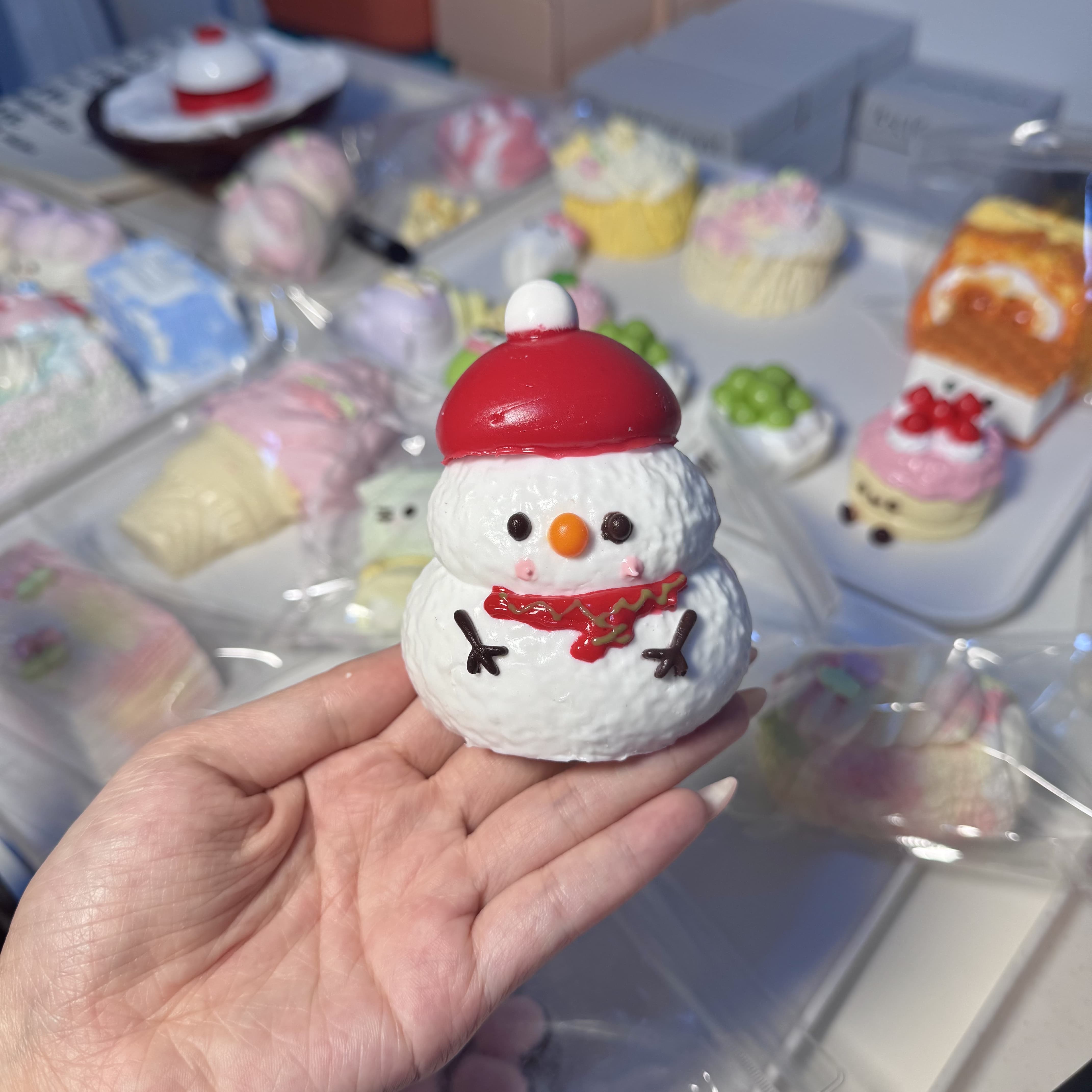 Christmas Snowman Creamy Clay Slow Rebound Soft Squish Taba Squishy Sensory Fidget Toy for Stress Reliefl
