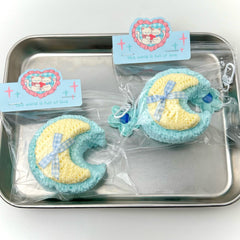 Knitted Moon Creamy Clay Slow Rebound Soft Squish Taba Squishy Sensory Fidget Toy for Stress Relief